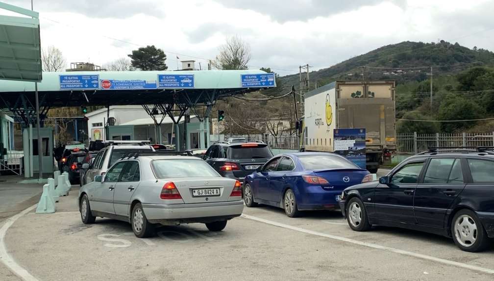 Κακαβιά 2026: Πώς να περάσετε τα σύνορα χωρίς καθυστερήσεις [Οδηγός]. ποια μεταφρασμένα έγγραφα είναι απαραίτητα για να αποφύγετε τα μπλόκα των αρχών