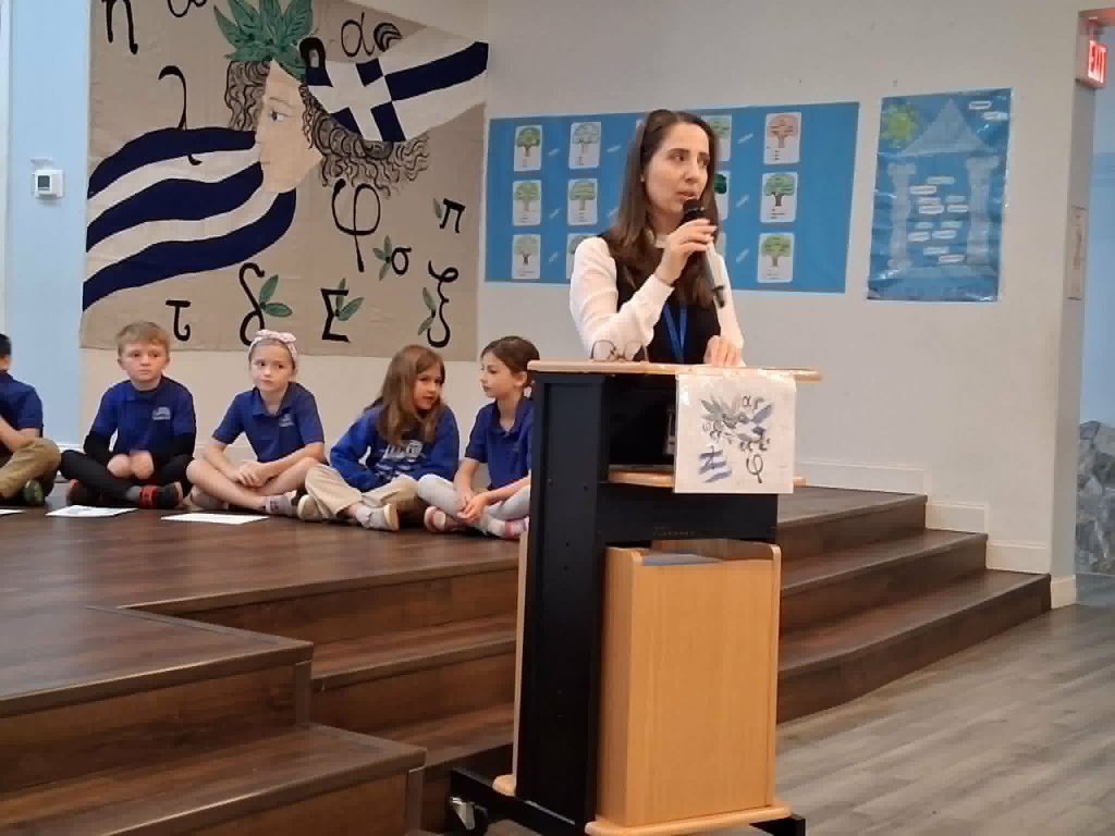 Ελληνική Γλώσσα: Πώς Επιβιώνει στην Άλλη Πλευρά του Ατλαντικού; Τι συνέβη στη Φλόριντα: Ένα "Ελληνικό Χωριό" στον ωκεανό.